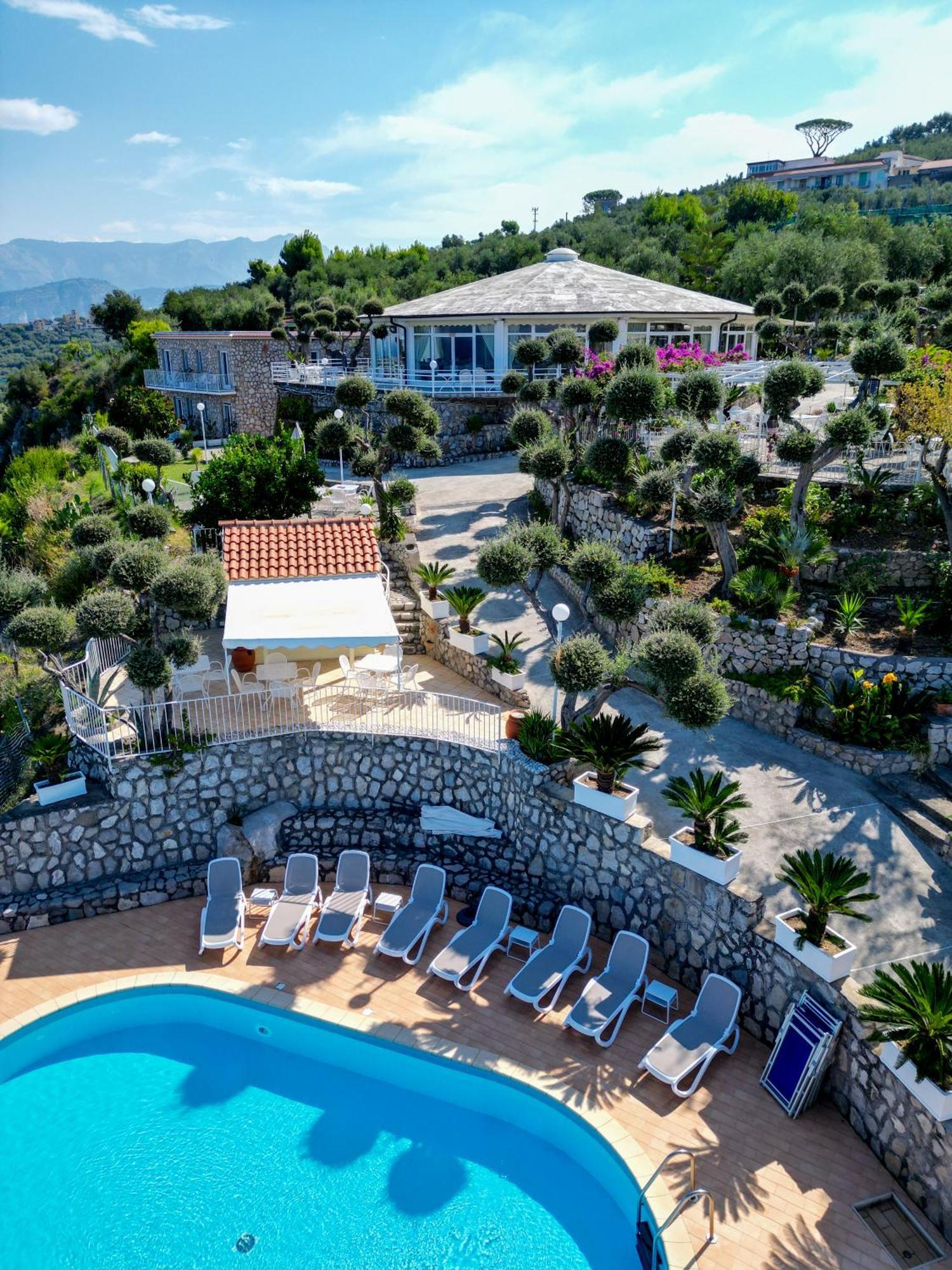 Villaggio Villa Lubrense Massa Lubrense Ngoại thất bức ảnh